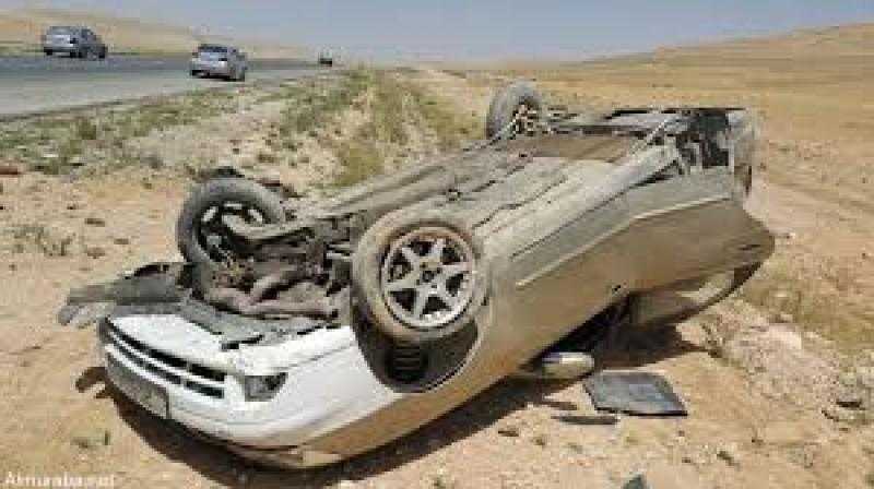 إصابة 3 أشخاص من أسرة واحدة في حادث انقلاب سيارة بالطريق الصحراوي
