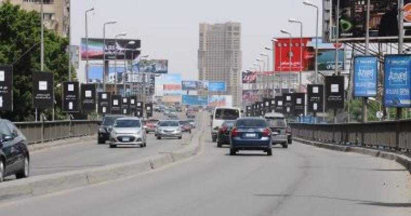 سيولة مرورية فى شوارع وميادين القاهرة والجيزة وسط انتشار الخدمات الأمنية
