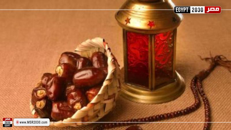 تمور وفانوس رمضان ومسبحة