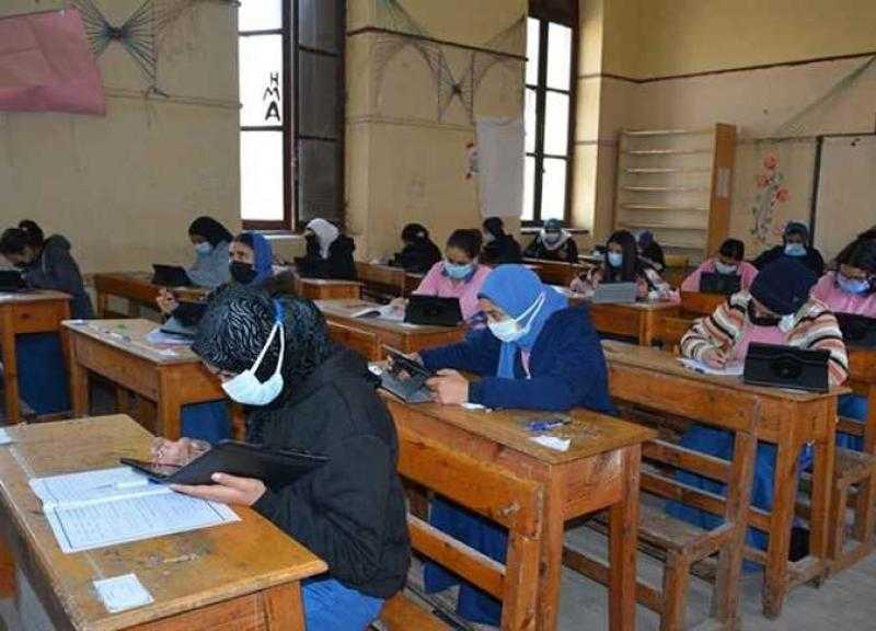 حل امتحان الاقتصاد للثانوية العامة 2022