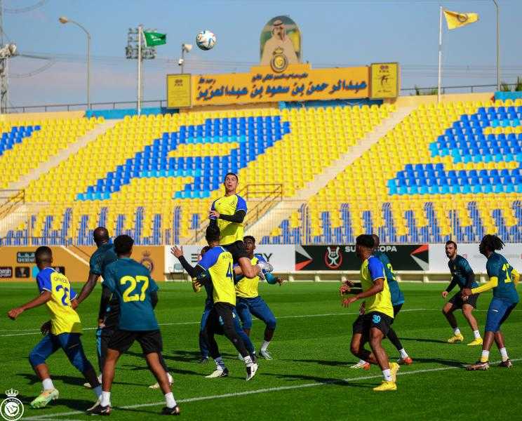 «الكل بيتفرج عليه».. رونالدو يخطف الأضواء في تدريبات النصر السعودي