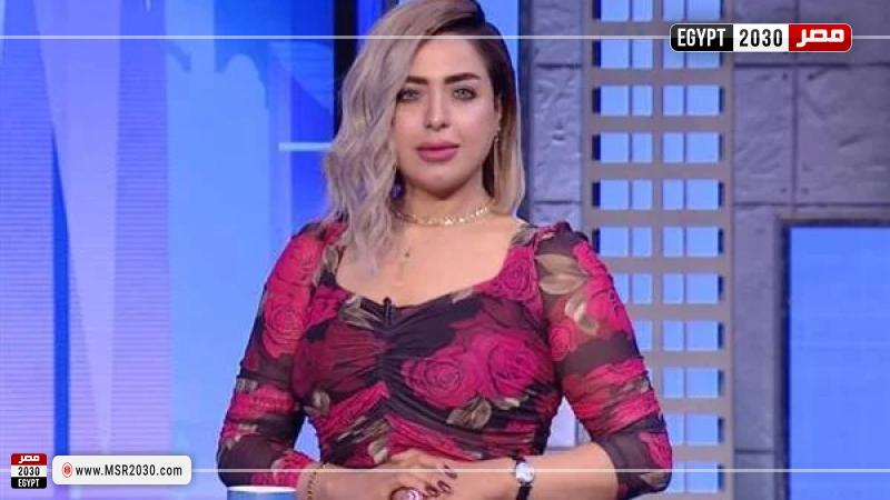 وقف مذيعة برنامج الجمهورية الجديدة 