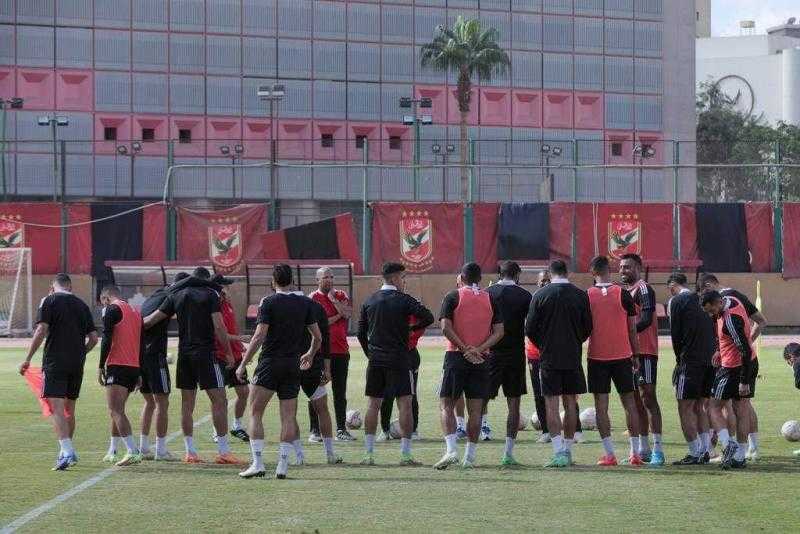 ميدو عن أزمة تسريب عقود لاعبي الزمالك: «تعلموا من أبناء الأهلي»