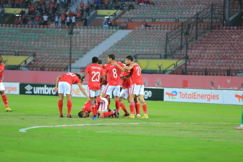 الأهلي يبدع على حساب القطن بثلاثية في دوري أبطال إفريقيا