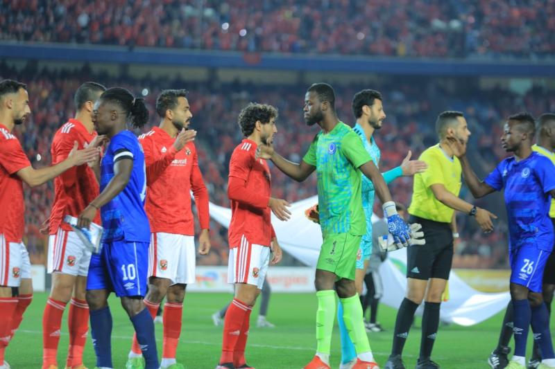 «خسارة مؤلمة ووداع حزين».. هزيمة الهلال من الأهلي تتصدر الصحف السودانية