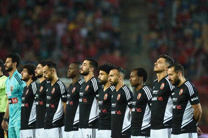 13 لاعبا خارج حسابات الأهلي أمام الزمالك في القمة