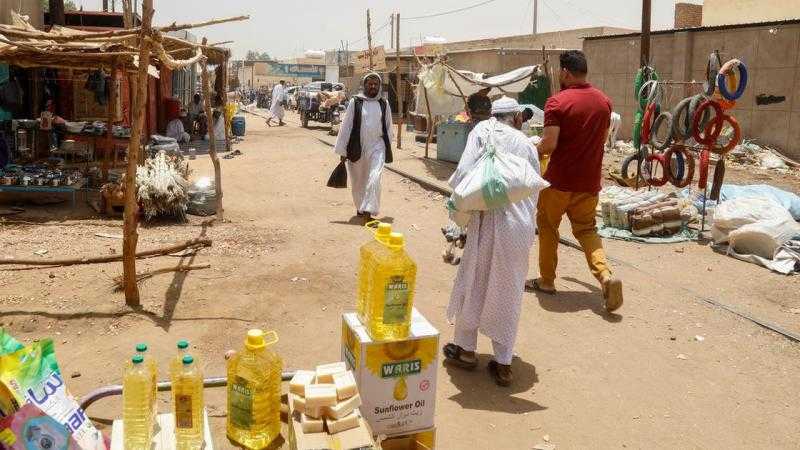 حرب من نوع آخر في السودان.. لا يوجد رواتب منذ 5 أشهر