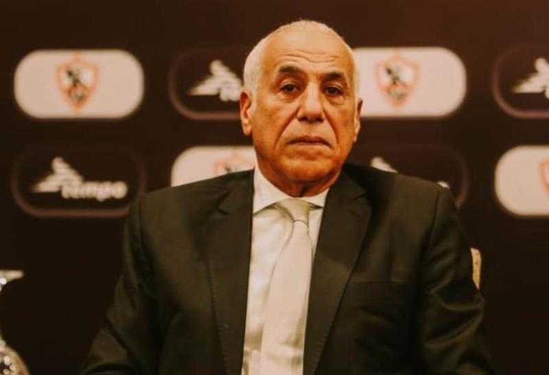 حسين لبيب يعقد جلسة مع لاعبي الزمالك قبل التدريب الجماعي استعدادًا لمواجهة الأهلي