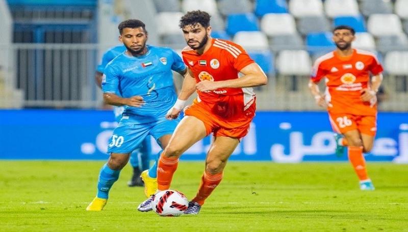 بعد أن ارتبط اسمه بالزمالك .. عجمان الإماراتى يُجدد عقد لاعبه