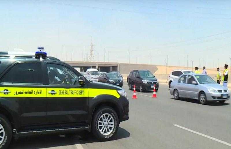 القبض على قائدي 3 تكاتك لقيادة برعونة وأداء حركات استعراضية بالطريق الدائري