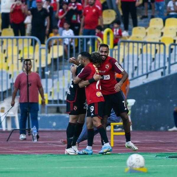 الأهلي يتفوق على فاركو بثنائية في الشوط الأول بمواجهة دوري نايل