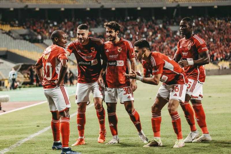 لاعبان مُهددان بالغياب عن الأهلي أمام الزمالك في قمة الدوري.. تفاصيل