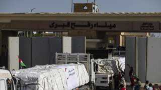 مصر ترسل 32 شاحنة مساعدات إنسانية إلى قطاع غزة خلال 24 ساعة