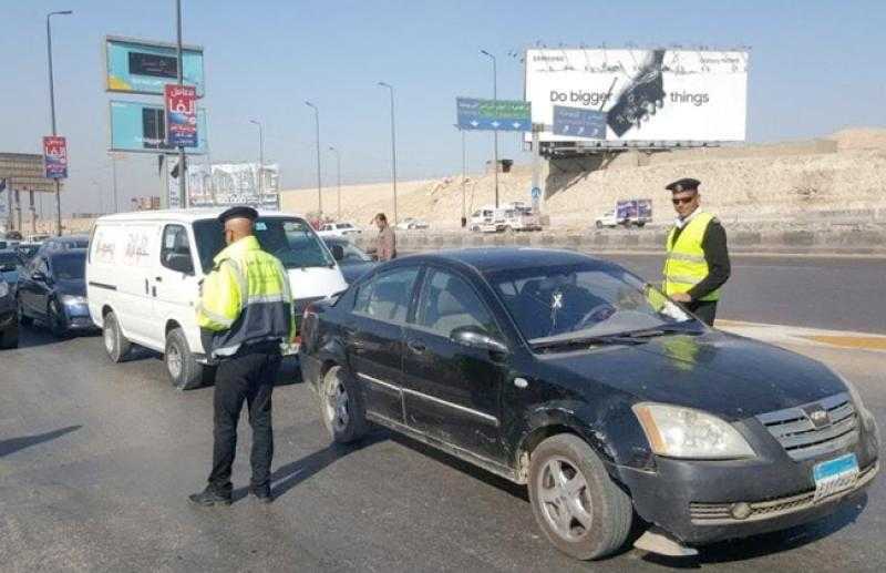 المرور يواصل حملاته لضبط المخالفات على الطرق الصحراوية