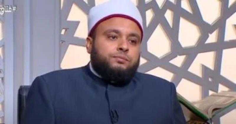 متصلة: بحسبن فى زوجى؟.. وأمين الفتوى: ده ذكر لله