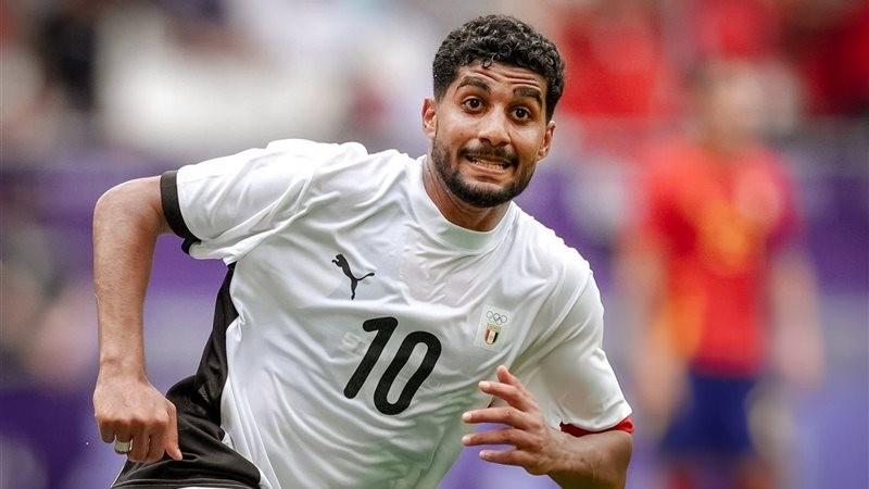 فيفا يشيد بتألق إبراهيم عادل أمام إسبانيا: الفتى الذهبي لمنتخب مصر