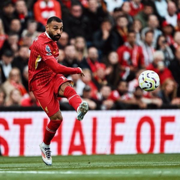 محمد صلاح يقود ليفربول للفوز على برينتفورد بثنائية في الدوري الإنجليزي