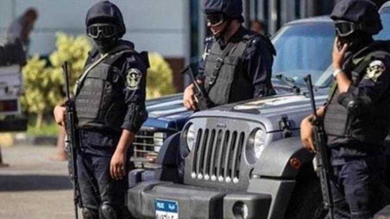 الأمن يكشف ملابسات فيديو شخص متجرد من ملابسه وبحوزته سلاح فى الدقهلية