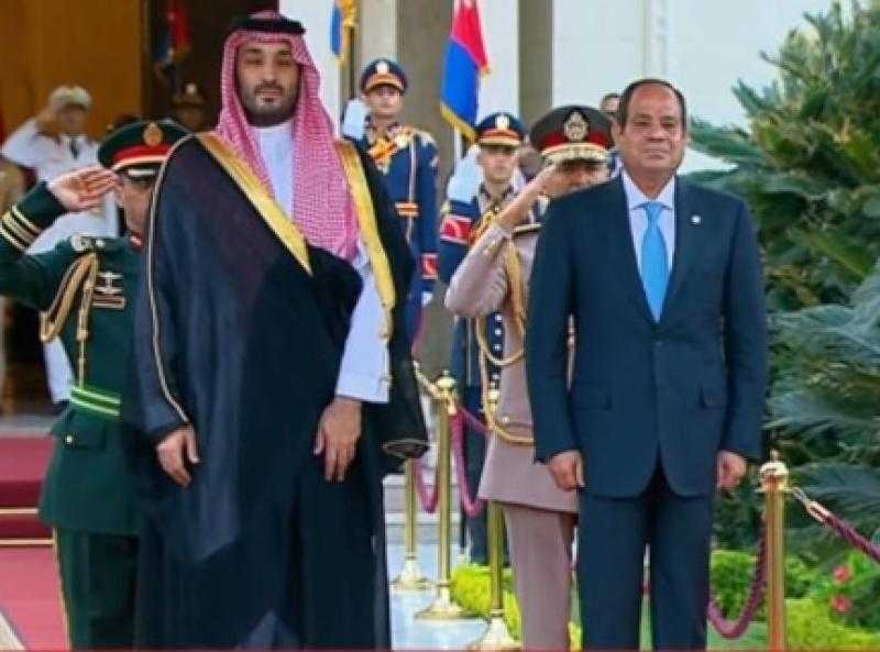 الرئيس السيسي وولي العهد السعودي يطالبان ببدء خطوات للتهدئة تشمل وقف إطلاق النار بقطاع غزة ولبنان