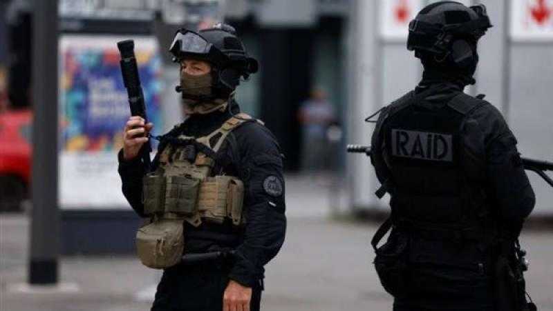 ظهور أفراد ملثمون.. مقتل طفل في حادث إطلاق نار بفرنسا