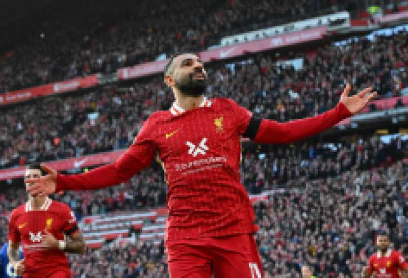 أرقام تاريخية تنتظر محمد صلاح مع ليفربول أمام برايتون بالدوري الإنجليزي