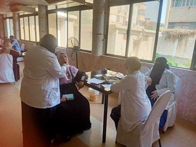 جامعة قناة السويس تقدم خدمات طبية شاملة لنقابة المعلمين بالإسماعيلية