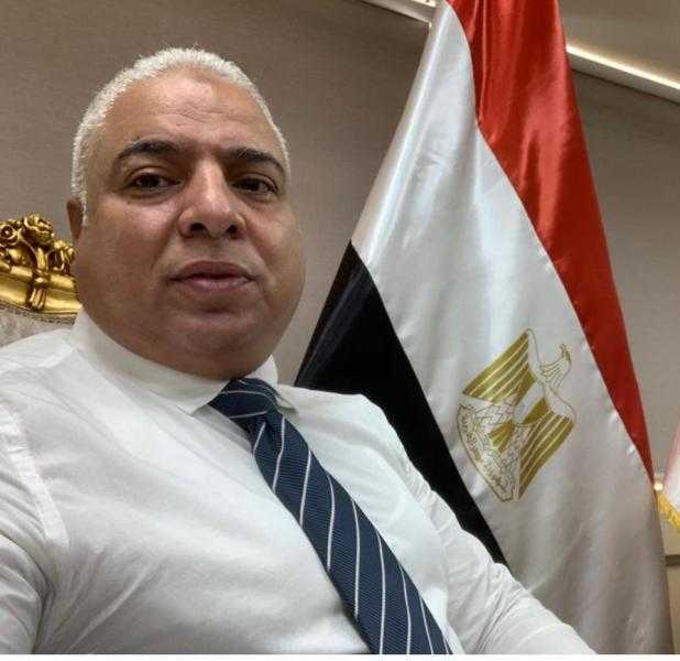 غرفة الأخشاب: مصر تعمل بشكل متوازن مع كافة القوي التي تحقق لها الاستقرار سياسيا واقتصاديا وأمنيا