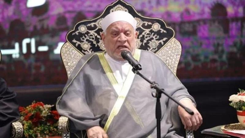 أحمد عمر هاشم: الماء نعمة عظيمة يجب الحفاظ عليها