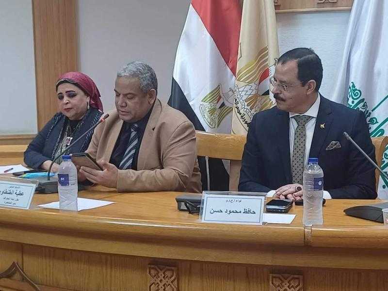 محاضرة حروب الأجيال وبقاء الدولة المصرية بالأعلي للثقافة