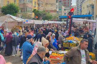 إقامة سوق اليوم الواحد بميدان المندرة بحي منتزة ثان بالإسكندرية